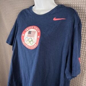 Nike United States Olympic Team Paris Navy Blue Graphic T-Shirt Mens XL USA Flag